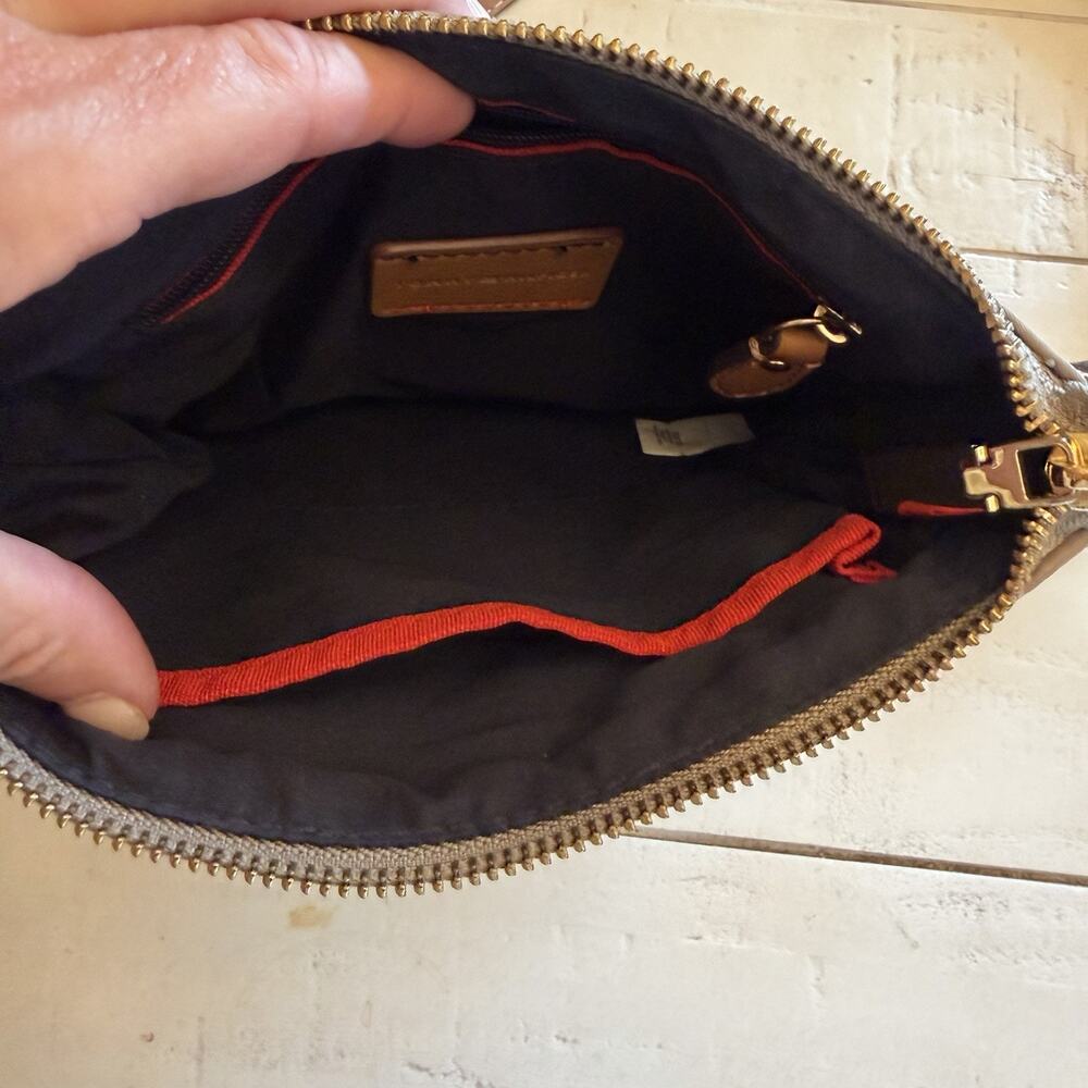 Tommy hilfinger Purse - Picture 8 of 11